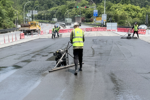 GCA灌漿復合抗車轍路面